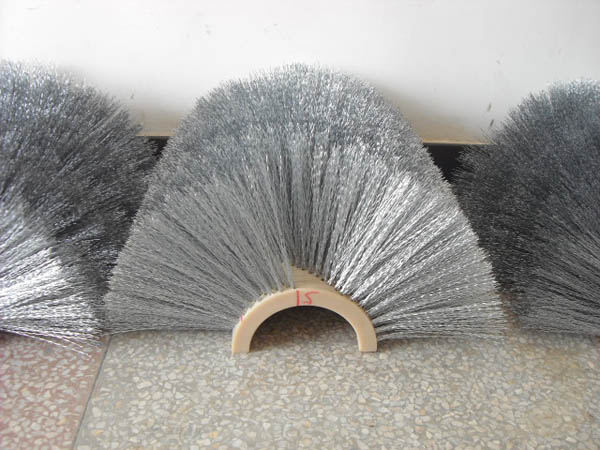 鋼板預(yù)處理刷滾